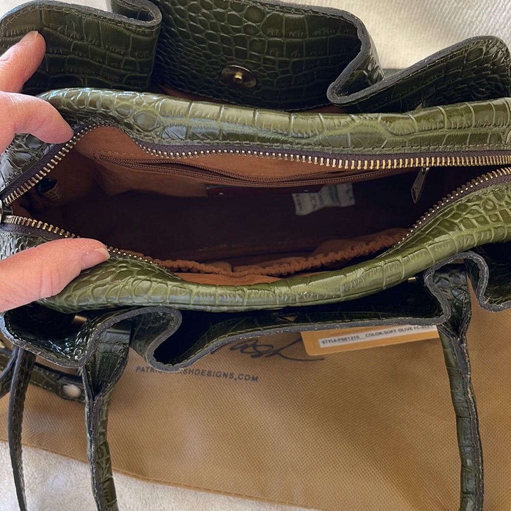 Patricia Nash Green Croc-Embossed Satchel - Picture 4 of 11